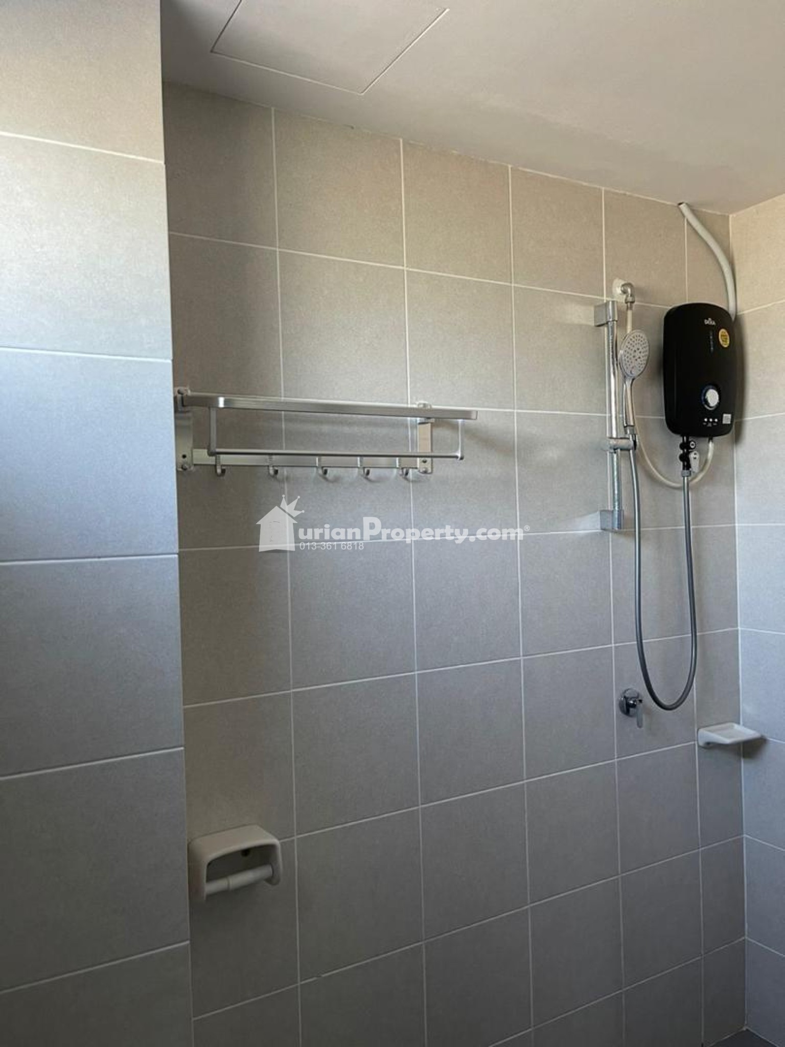 Terrace House For Sale at Irama Perdana @ LBS Alam Perdana