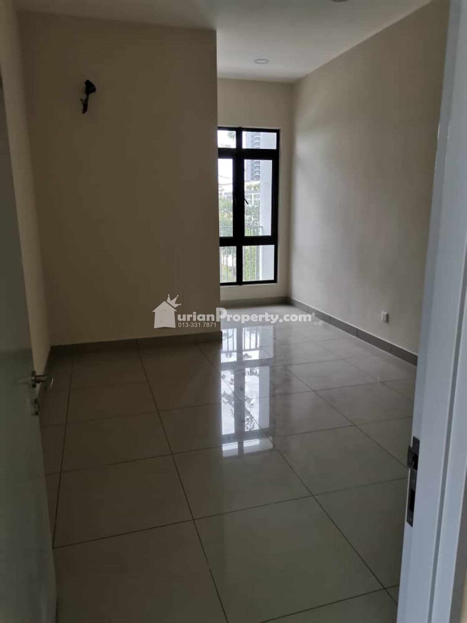 Townhouse For Sale at Avens Residence