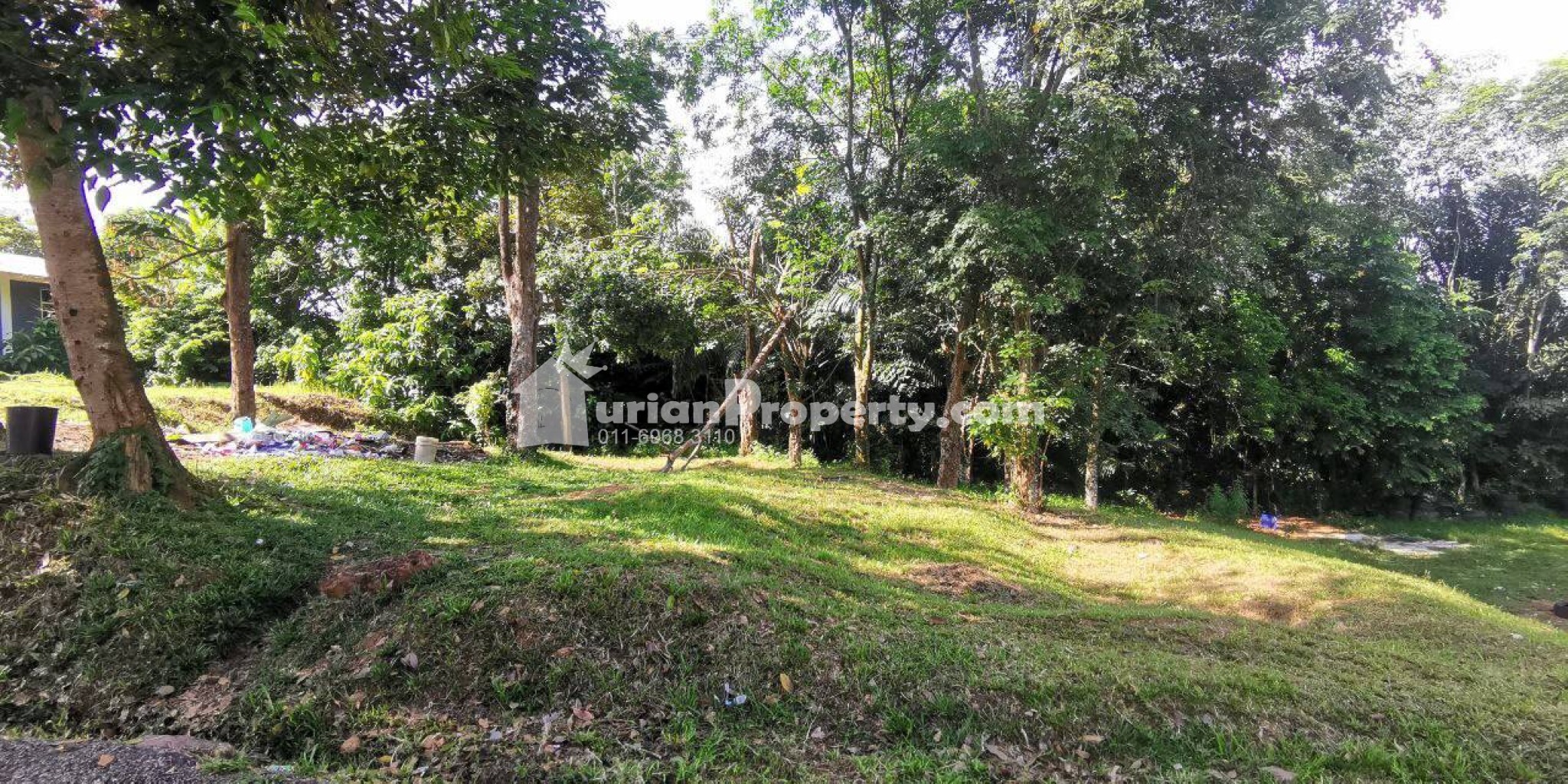 Residential Land For Sale at Kampung Salak Tinggi