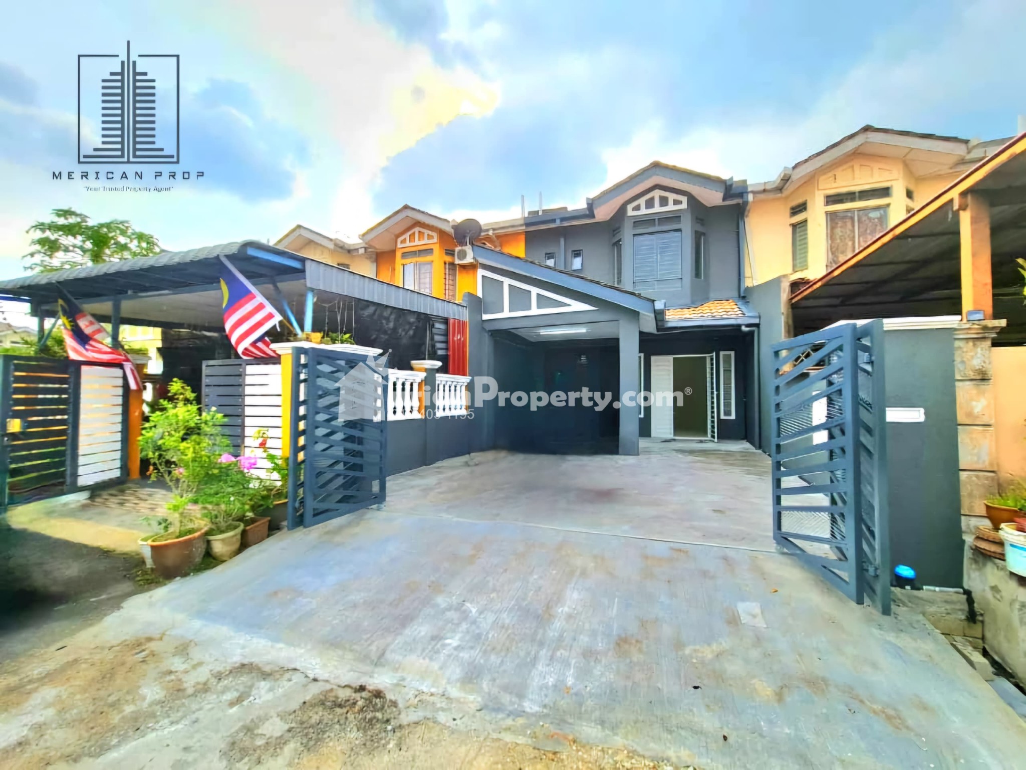 Terrace House For Sale at Bukit Sentosa