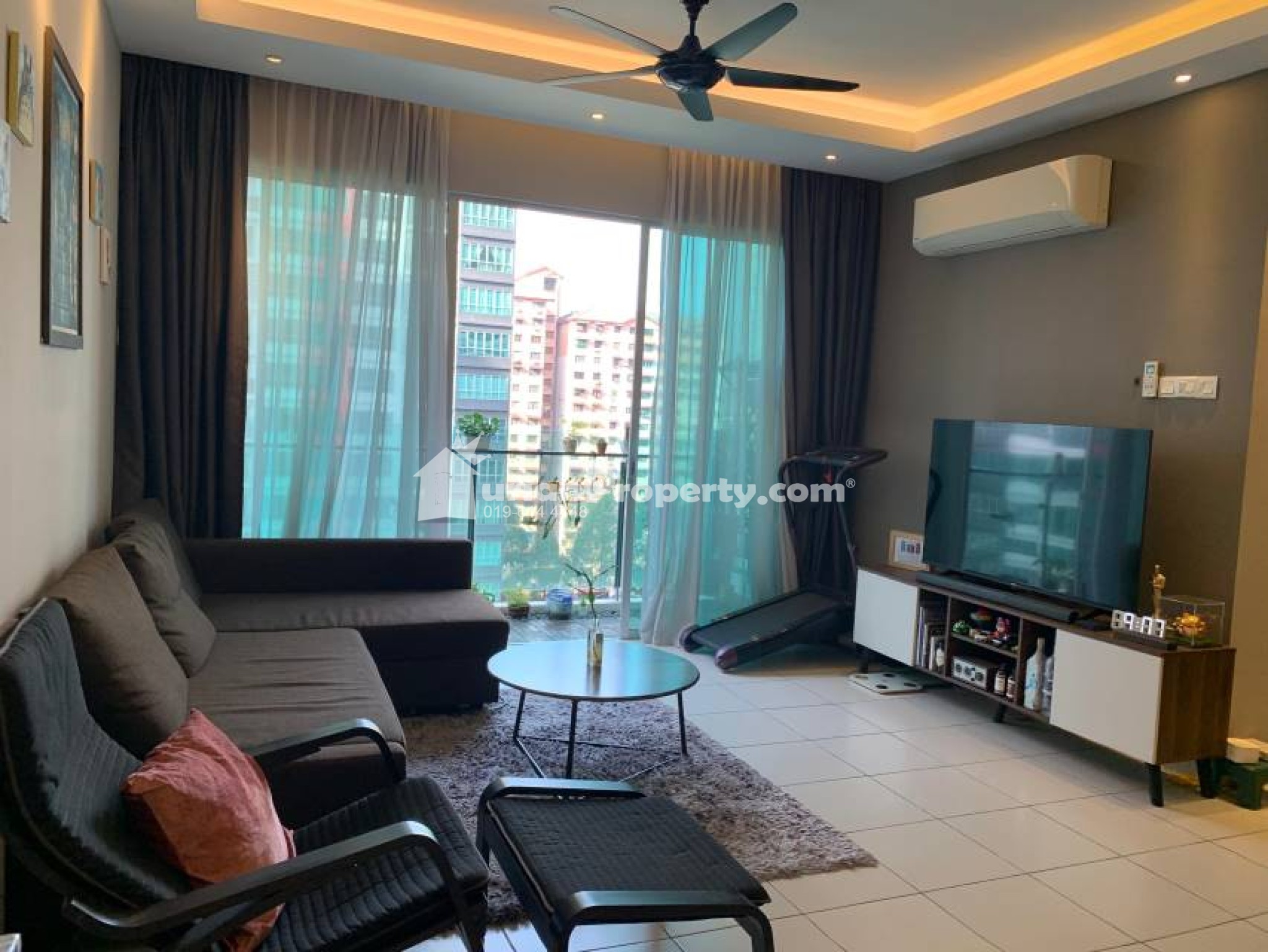 Condo For Sale at The Zizz