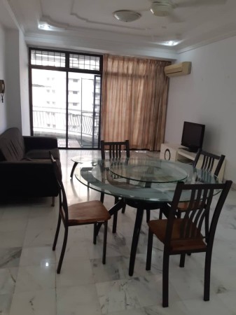 Condo For Sale at Villa Putera