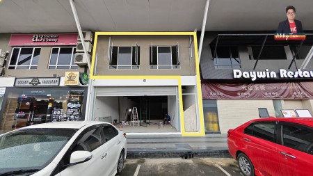 Shop Office For Rent at Kelombong
