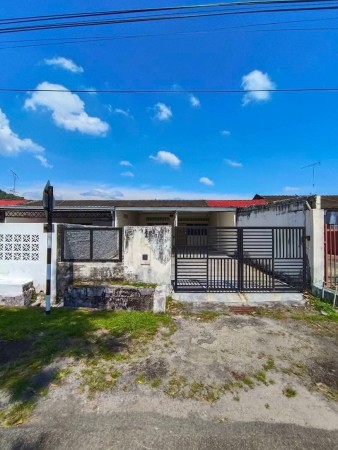 Terrace House For Sale at Batu Pahat