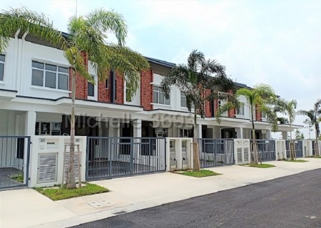 Terrace House For Sale at Bandar Rimbayu