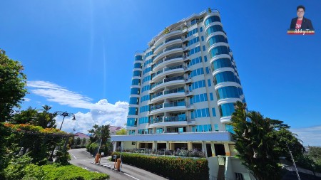 Condo For Sale at Hing Tower Luxury Condominium