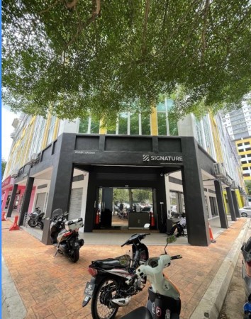 Shop Office For Sale at Signature Park