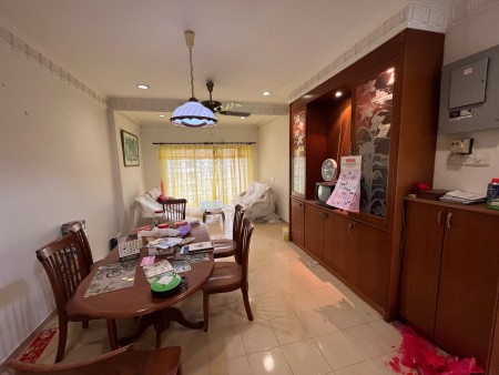 Apartment For Sale at Casa Venicia Apartment