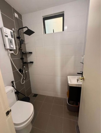 Condo Room for Rent at Lagenda Condominium