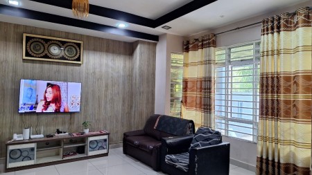 Terrace House For Rent at Taman Wawasan