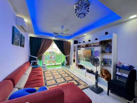 Condo For Sale at The Zest