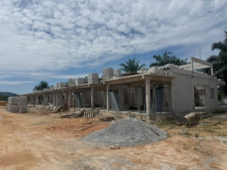 Terrace House For Sale at Pekan Meru