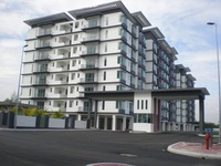 Apartment For Sale at Mahkota Residence