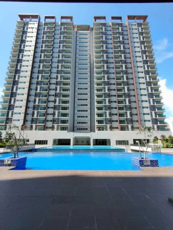 Condo For Sale at Galleria