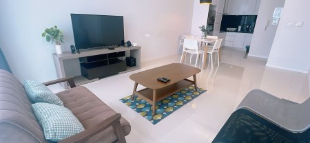 Condo For Rent at The Azure Residences
