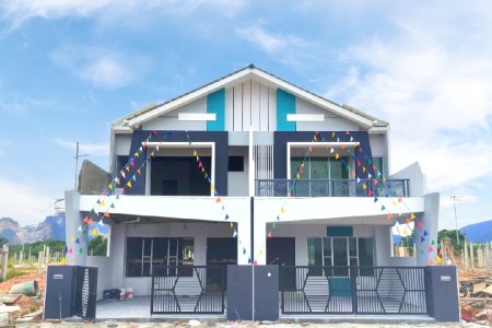 Terrace House For Sale at Polo Laguna Residence