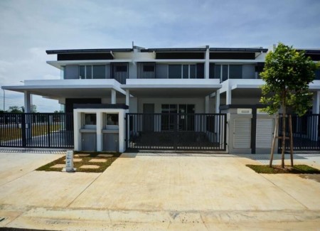 Terrace House For Sale at Amverton Hills