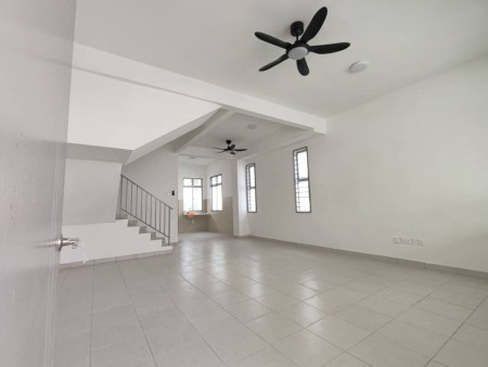 Terrace House For Sale at Taman Pulai Mutiara