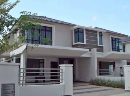 Superlink For Sale at Puteri 11