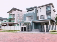 Bungalow House For Sale at Mines Resort City, Seri Kembangan