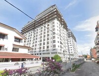 Property for Auction at Straits Court