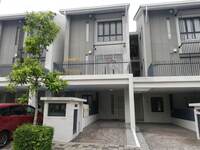 Property for Rent at Crescent Park