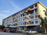 Property for Auction at Apartment Seri Bakawali