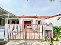 Property for Sale at Taman Pahlawan