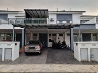 Townhouse For Sale at Simfoni Perdana, Alam Perdana