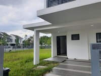 Terrace House For Sale at Perennia, Bandar Rimbayu
