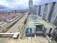 Property for Auction at Flexis @ One South