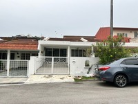 Property for Rent at Lucky Garden