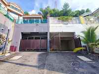 Bungalow House For Auction at Taman Sentosa, Klang