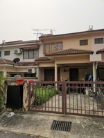 Property for Sale at Taman Pinggiran Putra