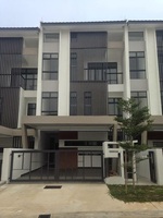 Terrace House For Sale at Laman Glenmarie