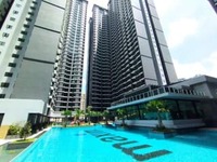 Condo For Sale at Majestic Maxim