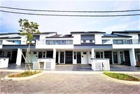 Townhouse For Rent at Kita Bayu