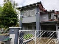 Terrace House For Rent at Desa Kolej