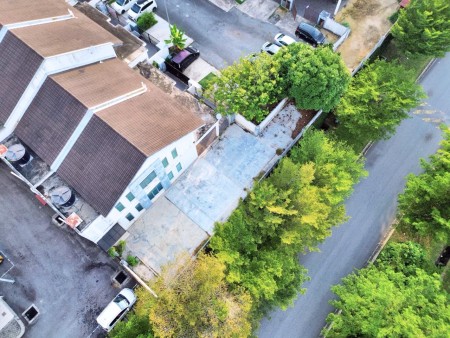 Terrace House For Sale at Bangi Avenue