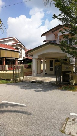 Bungalow House For Sale at Taman Desiran Malawati