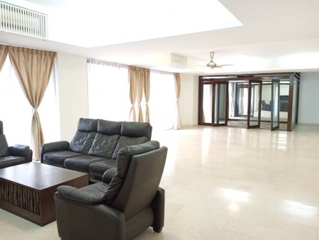 Condo For Sale at 2 Hampshire