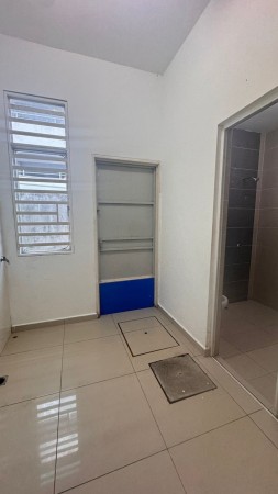 Terrace House For Rent at Shineville Villas