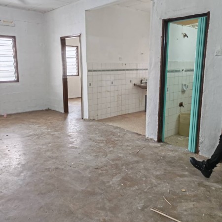 Condo For Sale at Goodyear Court 10