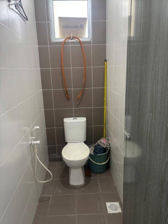 Shop Office For Rent at Taman Lapangan Jaya