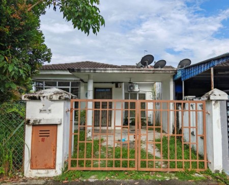 Terrace House For Sale at Bandar Tasik Kesuma