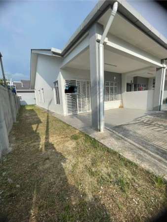 Terrace House For Sale at Bandar Mahkota Banting
