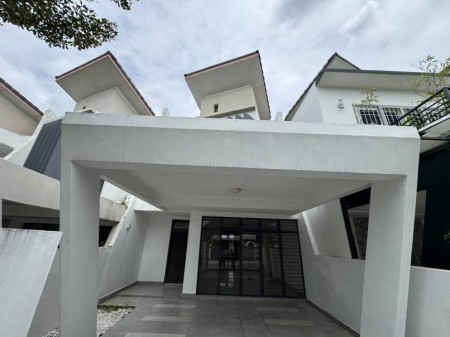 Terrace House For Sale at Laman Glenmarie