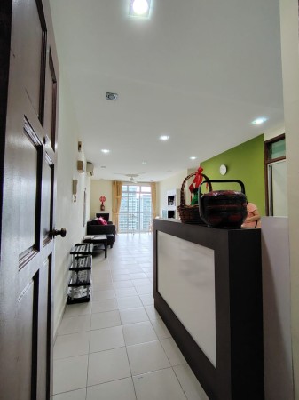 Condo For Sale at Lake View Suites