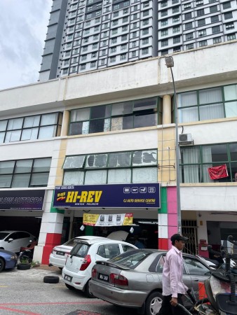 Shop For Rent at Batu 11 Cheras