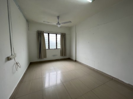Apartment For Rent at Pangsapuri Segar Ria
